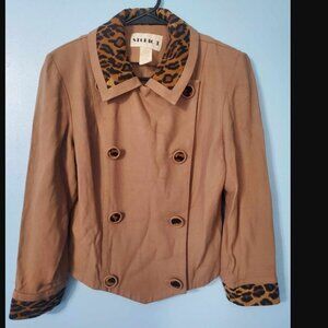 305- Studio One Jacket with Animal print Collar, Cuffs & Buttons RN 66464 Size 6